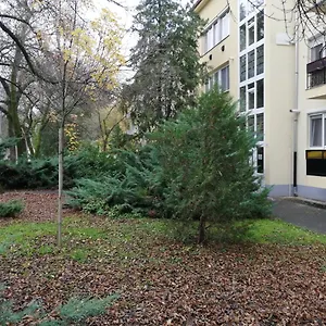 Tulip Family Apartament Eger
